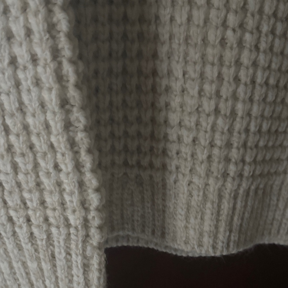 NWT - Zara Cream Beige Textured V-Neck Sweater - Picture 3 of 3